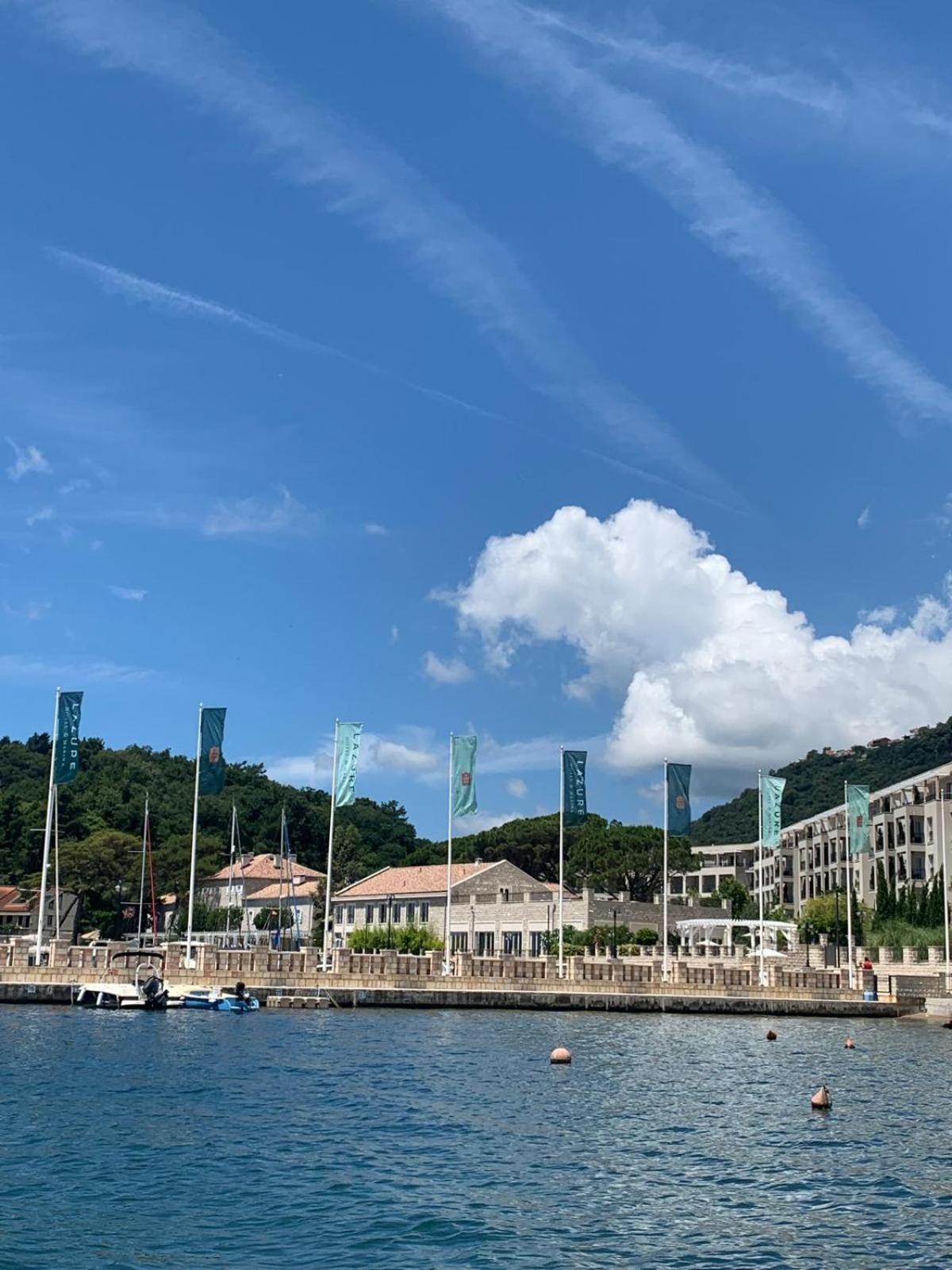 Apartments Lena Herceg Novi Bagian luar foto